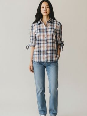 Lumière NWT Plaid Button Front Tie Sleeve Blouse – Size M